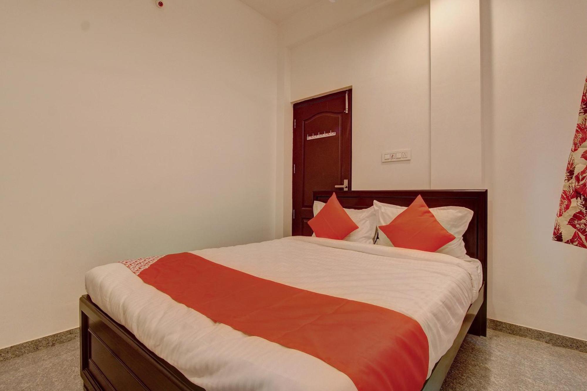 Hotel O Blue Moon Singanallur Exterior photo
